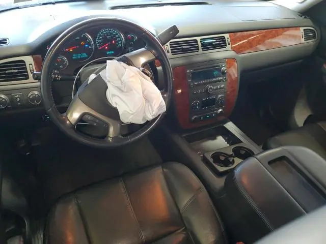 2011 CHEVROLET AVALANCHE LT  