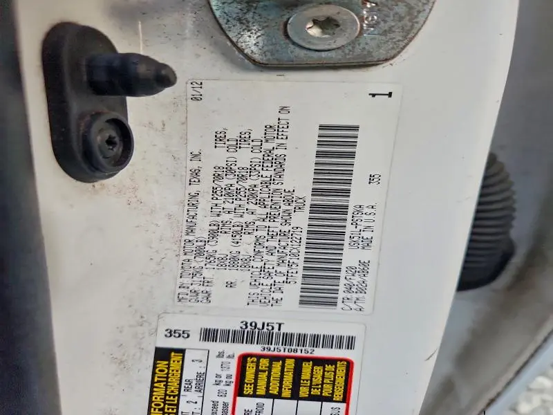 2012 TOYOTA TUNDRA CREWMAX SR5  