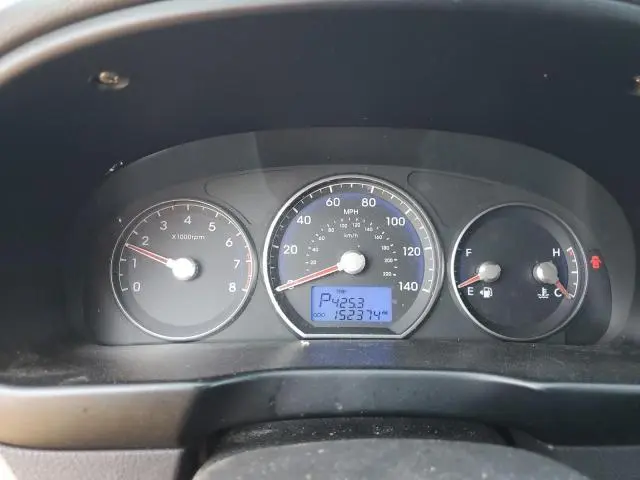 2010 HYUNDAI SANTA FE SE  