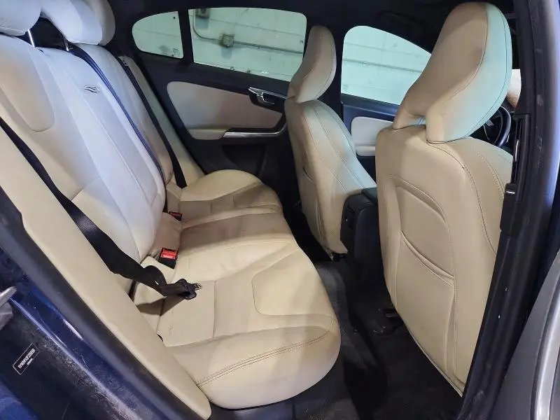 2015 VOLVO S60 PREMIER  
