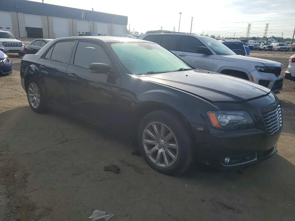 2013 CHRYSLER 300 S  