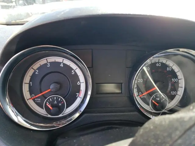 2016 DODGE GRAND CARAVAN SE  
