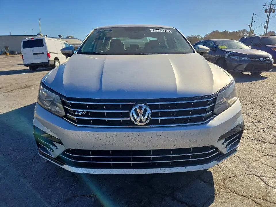 2018 VOLKSWAGEN PASSAT S  