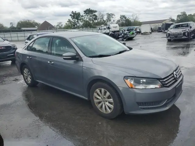 2014 VOLKSWAGEN PASSAT S  
