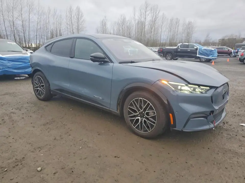 2024 FORD MUSTANG MACH-E PREMIUM  