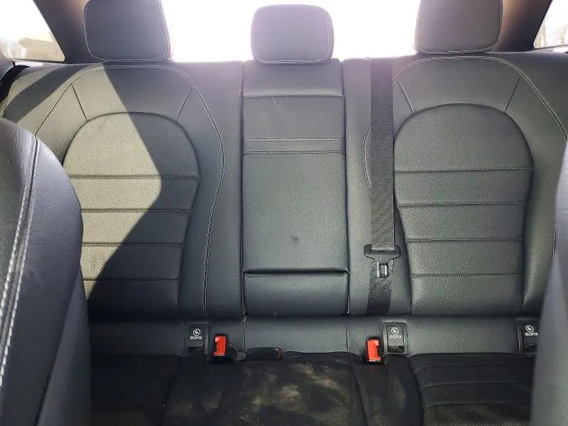 2019 MERCEDES-BENZ GLC 300  