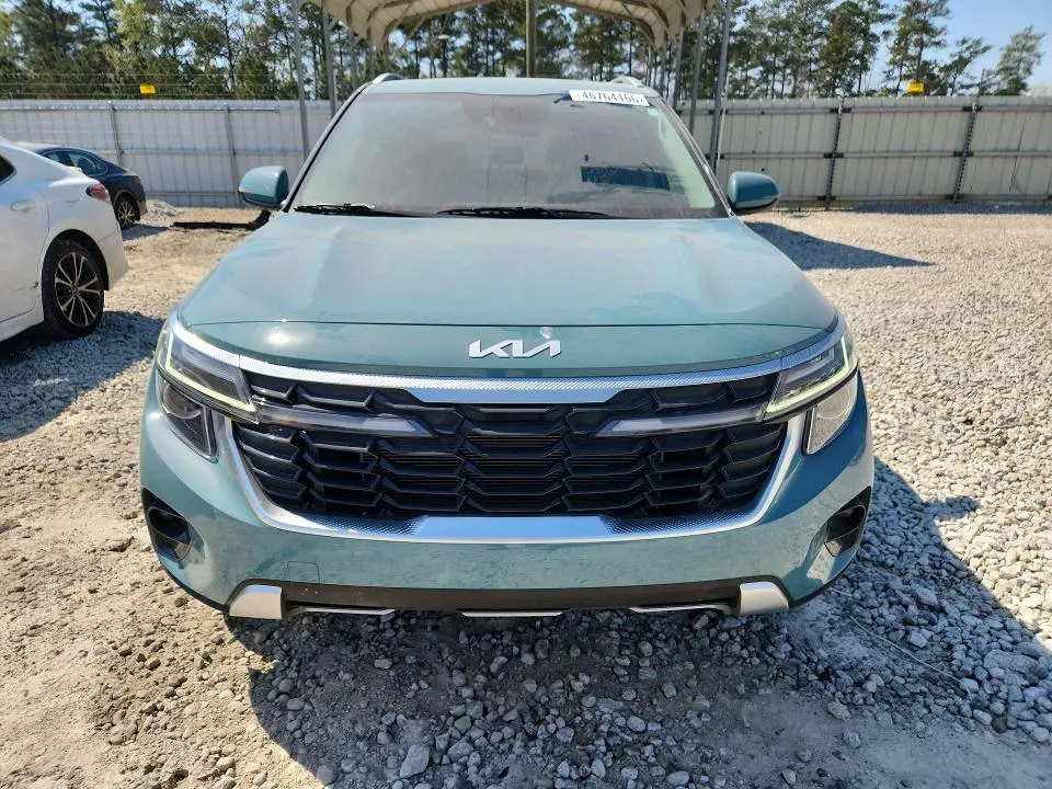 2025 KIA SELTOS EX  