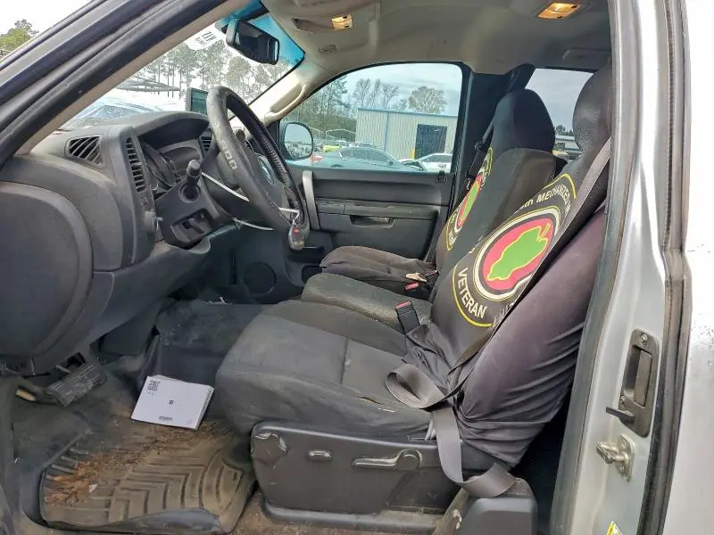 2013 CHEVROLET SILVERADO C1500 LT  