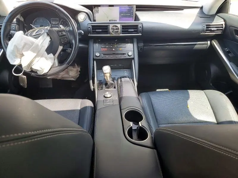 2017 LEXUS IS 300  
