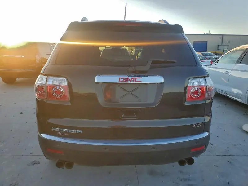 2012 GMC ACADIA SLT-2  