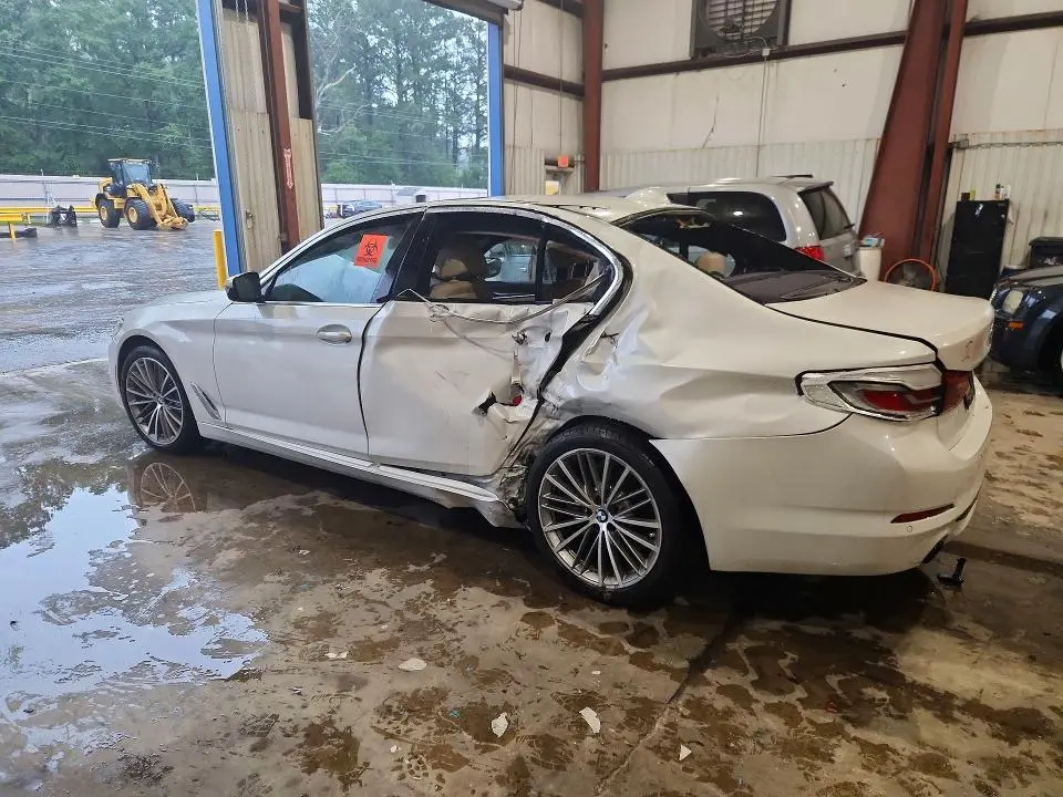 2020 BMW 530 I