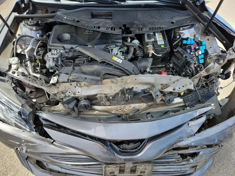 2018 TOYOTA CAMRY XLE  