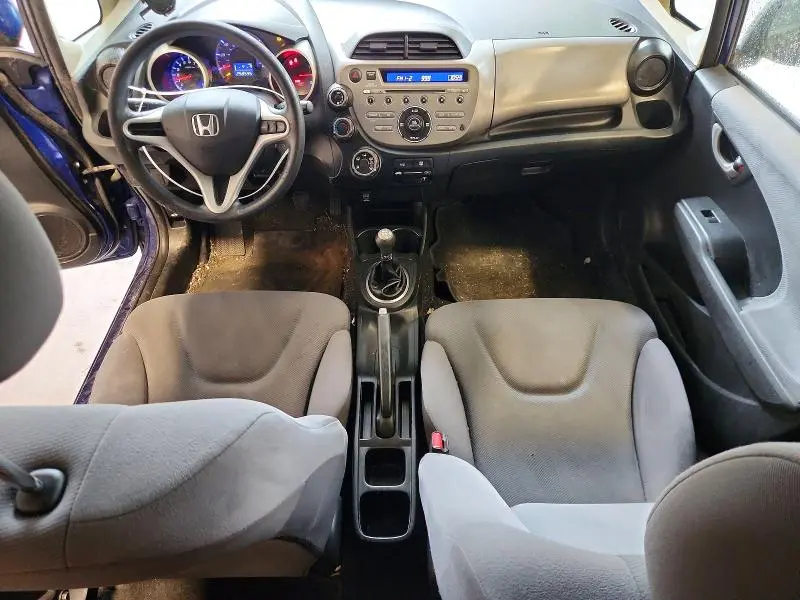 2013 HONDA FIT   
