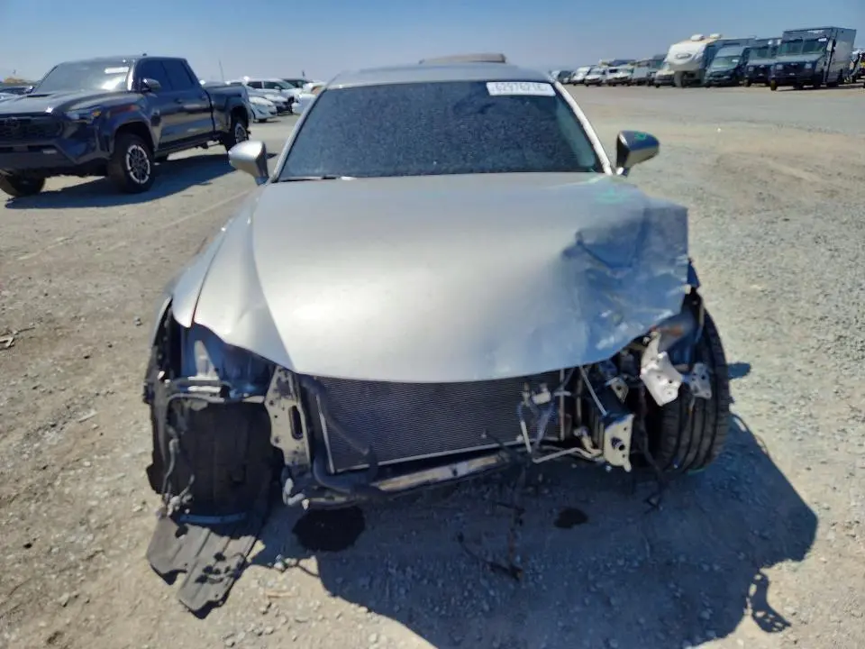 2016 LEXUS IS 200T  