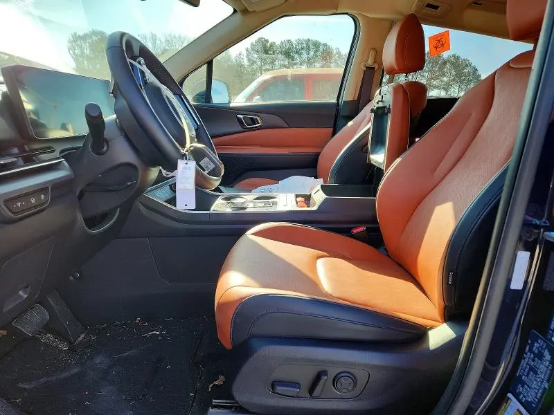 2025 KIA CARNIVAL EX  
