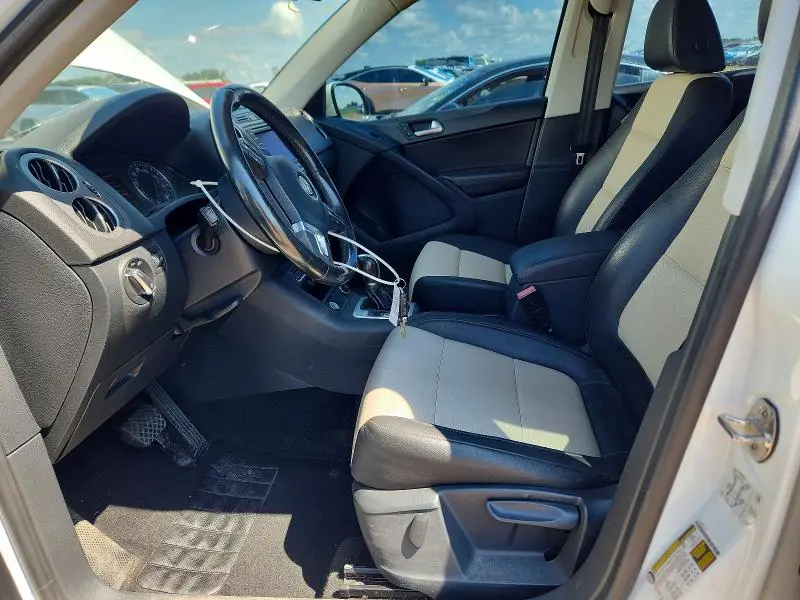 2017 VOLKSWAGEN TIGUAN S  
