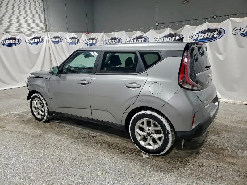 2023 KIA SOUL LX  