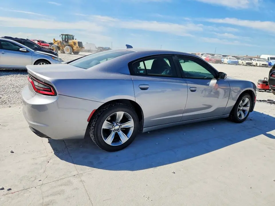2016 DODGE CHARGER SXT  
