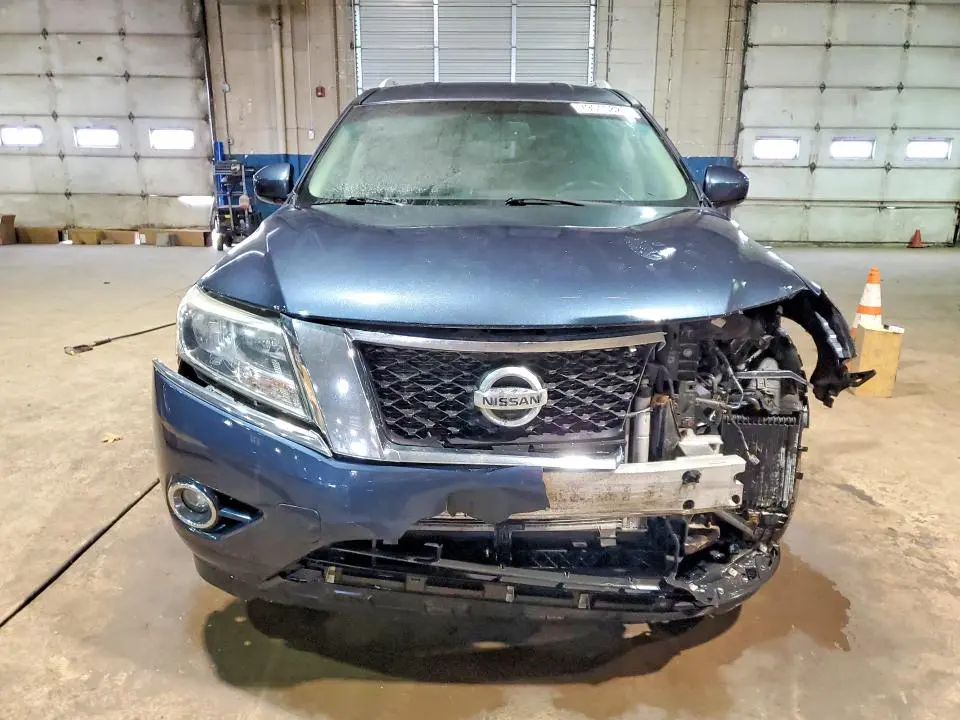 2015 NISSAN PATHFINDER SV  