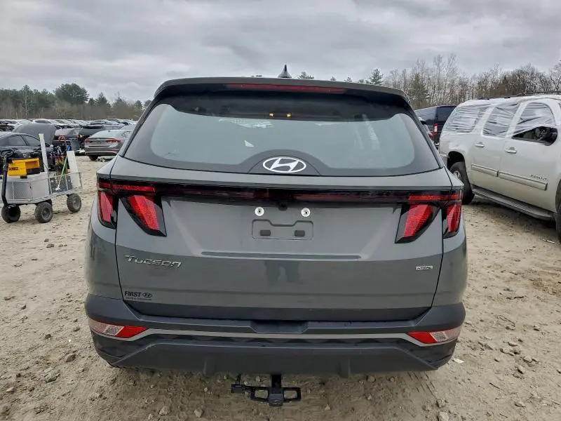 2024 HYUNDAI TUCSON SE  
