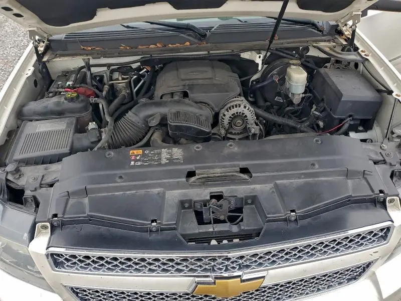 2013 CHEVROLET SUBURBAN K1500 LTZ  