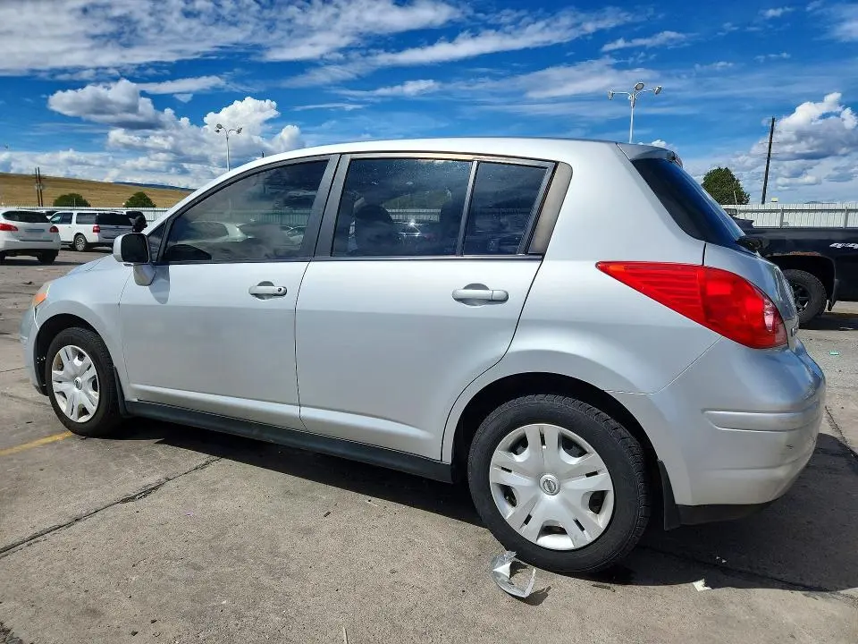 2011 NISSAN VERSA 1.8 S  