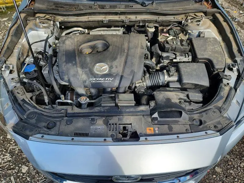 2018 MAZDA 3 TOURING  
