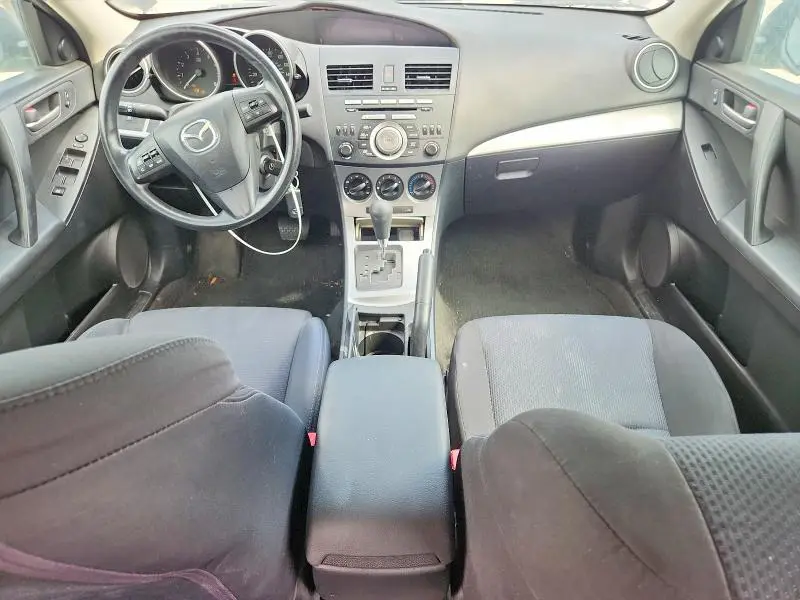 2010 MAZDA 3 I  