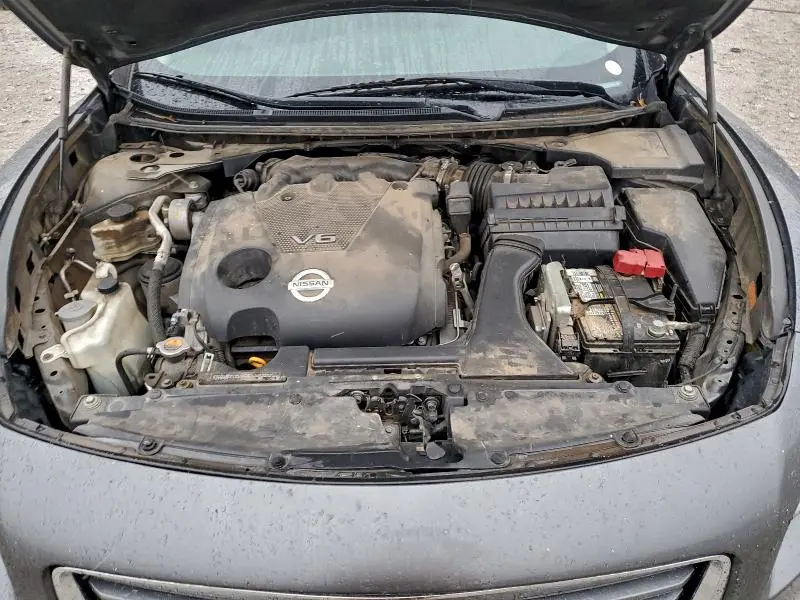 2014 NISSAN MAXIMA S  