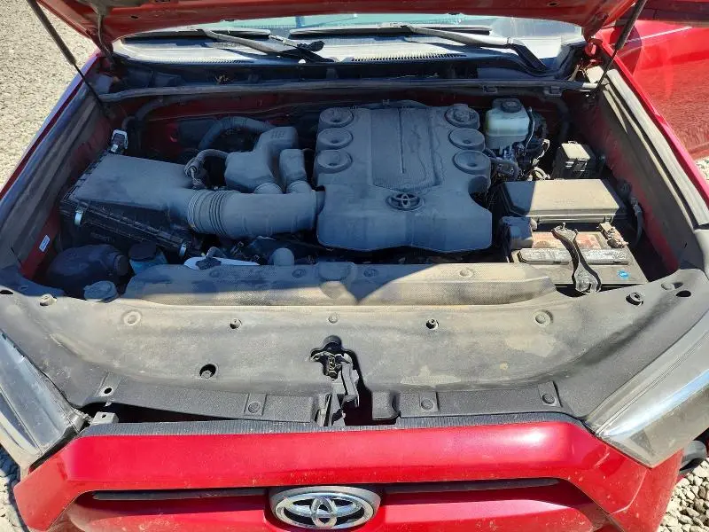 2021 TOYOTA 4RUNNER SR5  