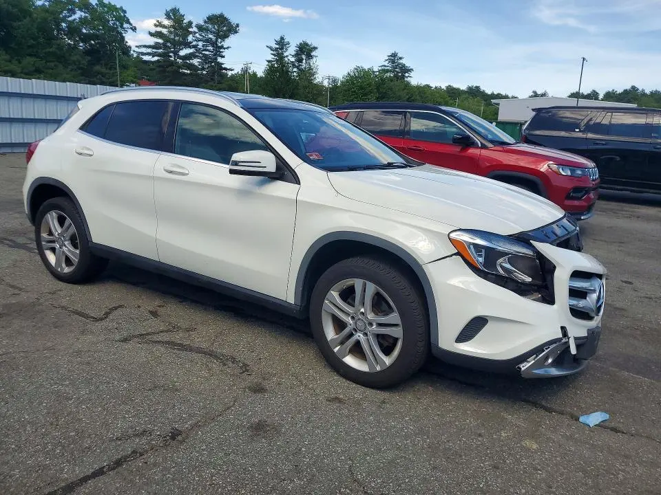 2015 MERCEDES-BENZ GLA 250 4MATIC  