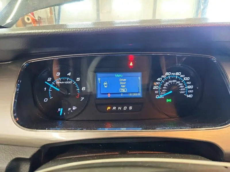 2017 FORD TAURUS SEL  