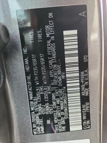 2021 TOYOTA SIENNA XLE  