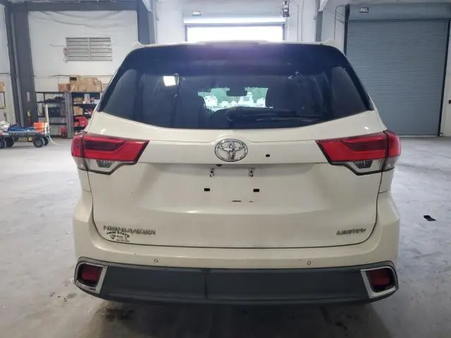 2017 TOYOTA HIGHLANDER LIMITED  