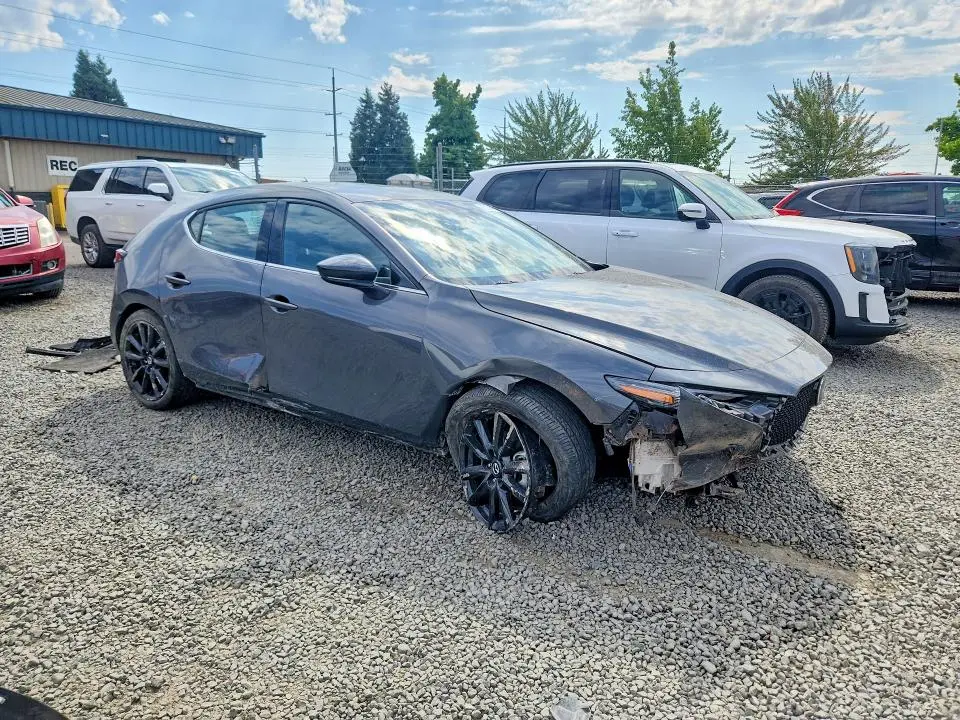 2022 MAZDA 3   