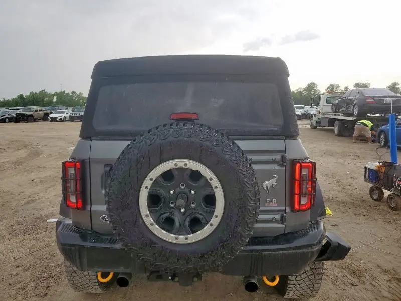 2022 FORD BRONCO BASE  