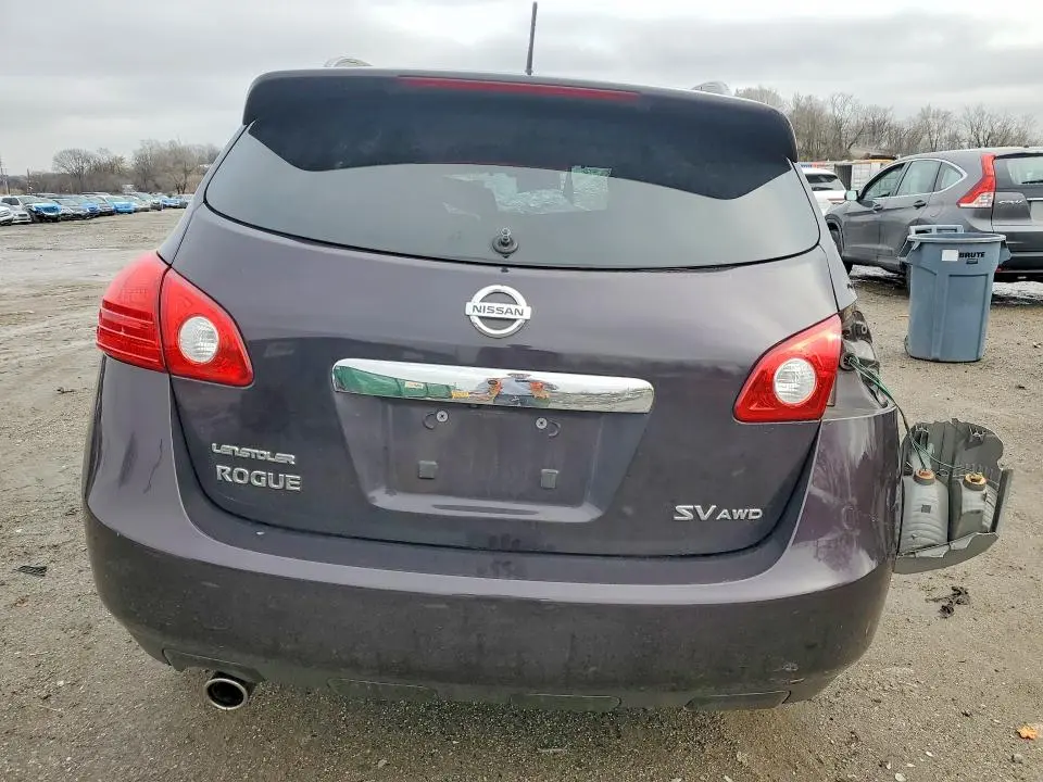 2013 NISSAN ROGUE S  