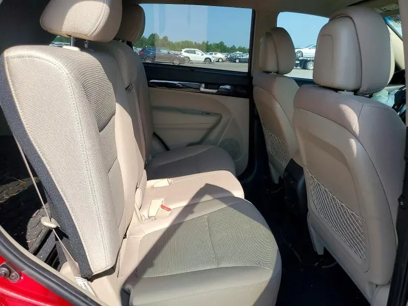2015 KIA SORENTO LX  