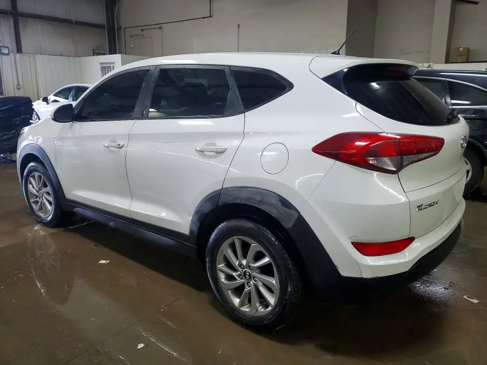 2018 HYUNDAI TUCSON SE  