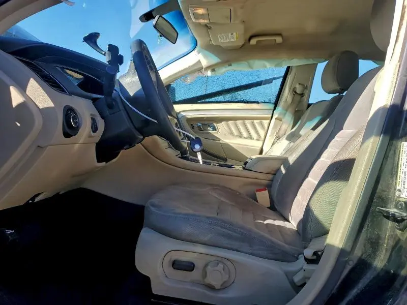 2018 FORD TAURUS SE  