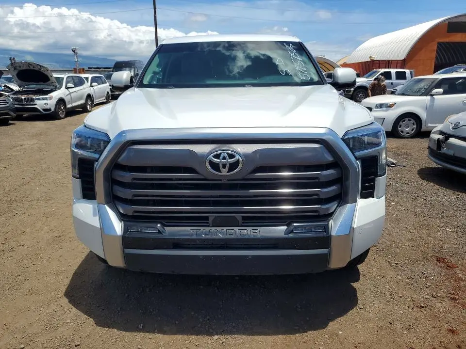2023 TOYOTA TUNDRA CREWMAX LIMITED  