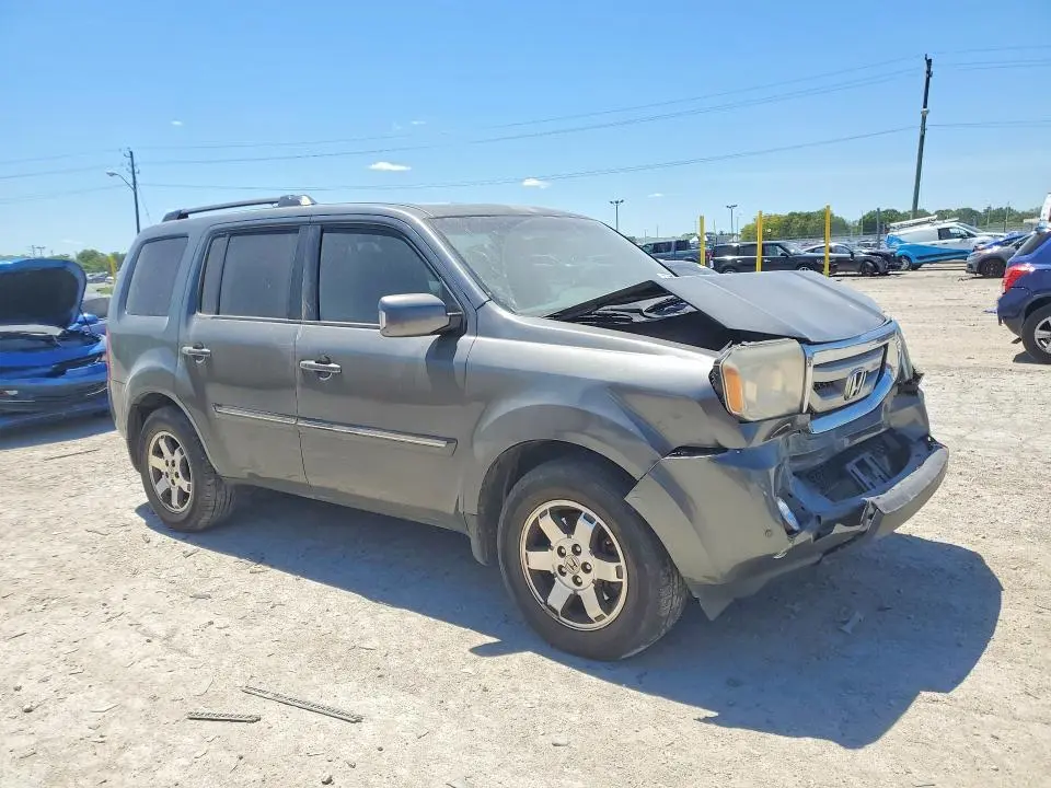 2011 HONDA PILOT TOURING  