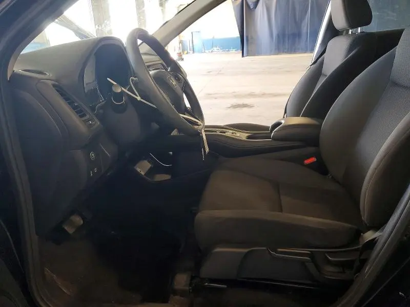 2022 HONDA HR-V LX  