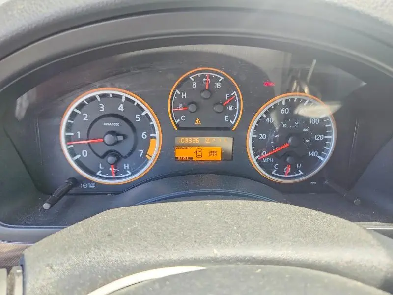 2014 NISSAN ARMADA SV  