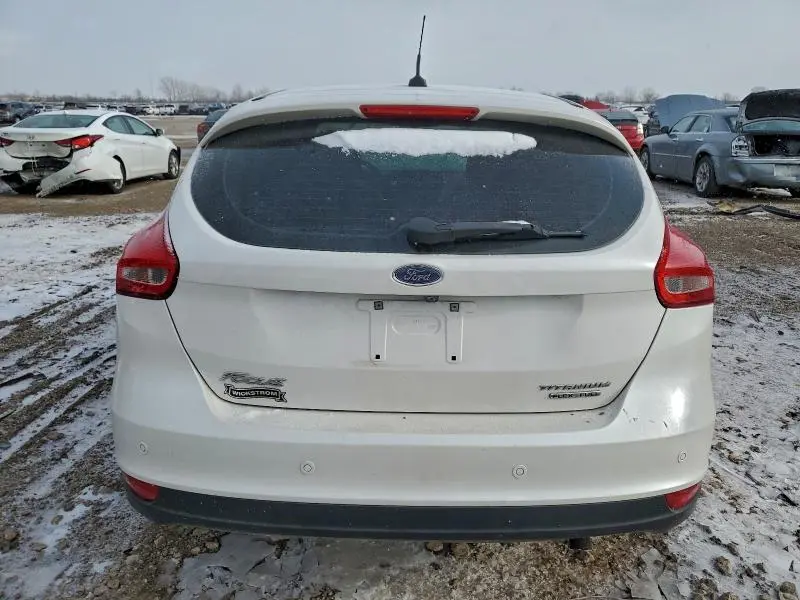 2016 FORD FOCUS TITANIUM  