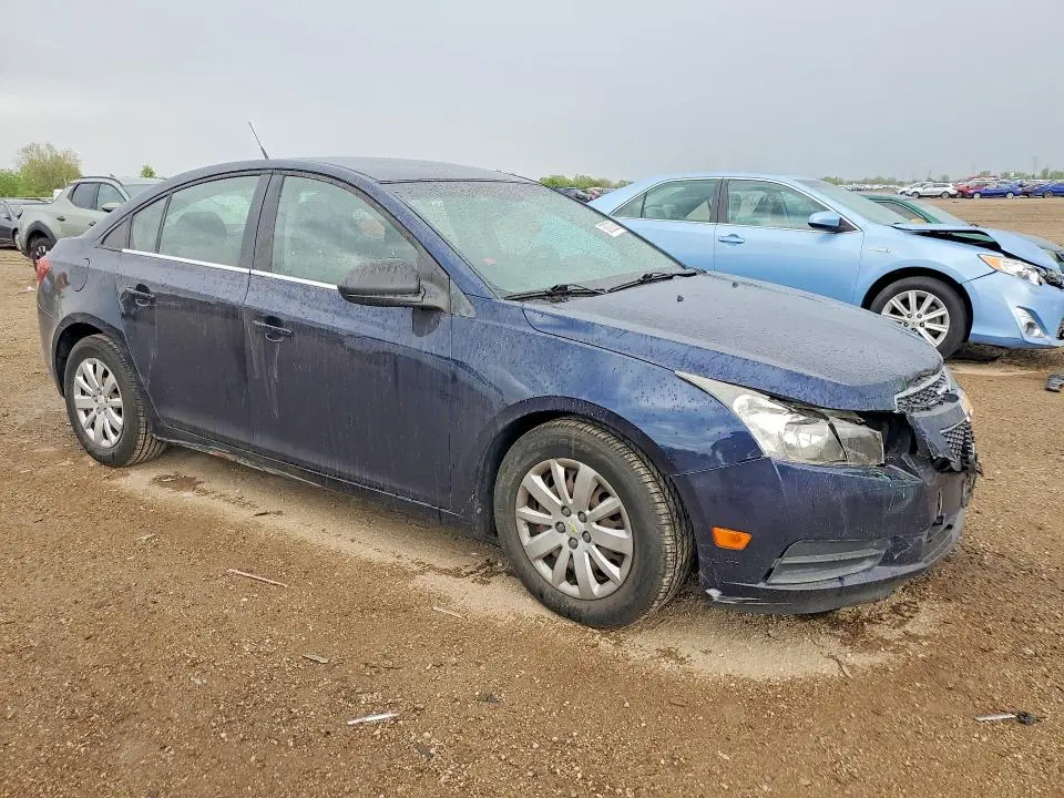 2011 CHEVROLET CRUZE LS  