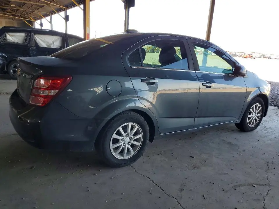 2019 CHEVROLET SONIC LT  