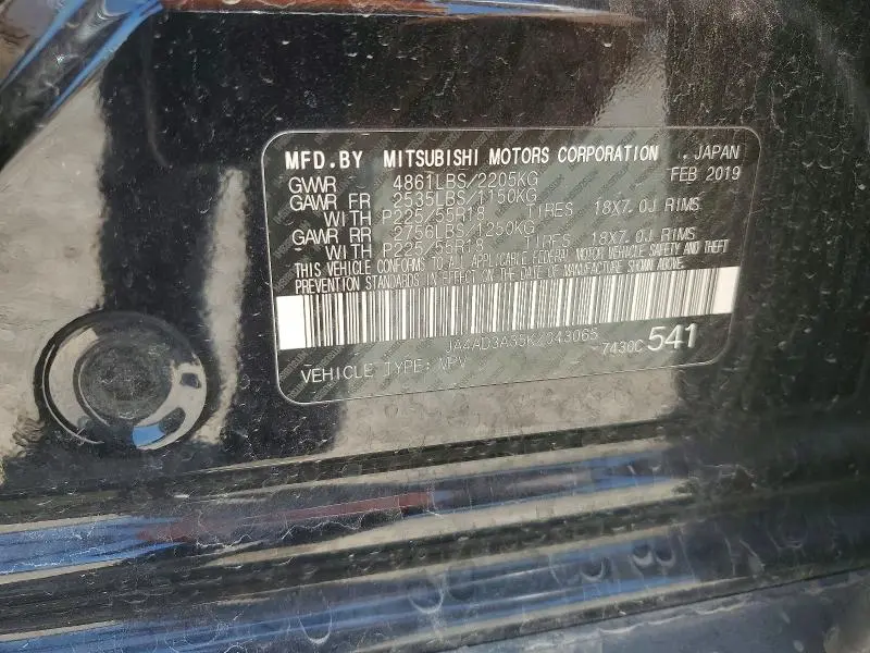 2019 MITSUBISHI OUTLANDER SE  