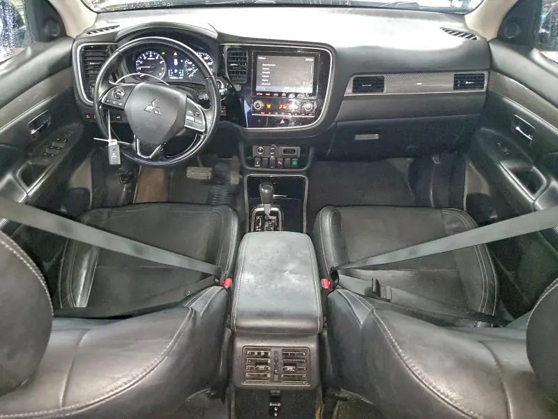 2020 MITSUBISHI OUTLANDER SE  