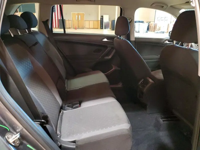 2018 VOLKSWAGEN TIGUAN S  